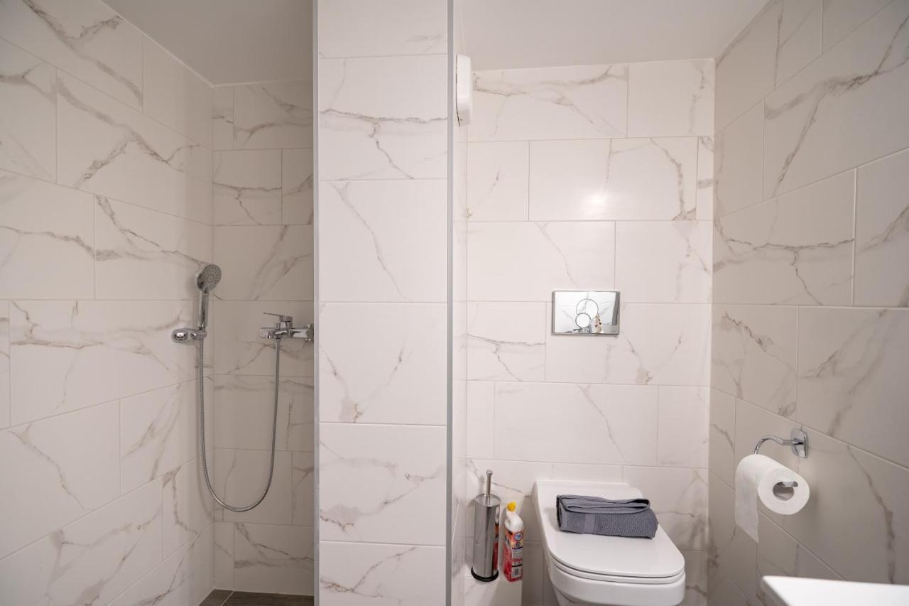 אתונה Agios Ioannis Metro St. 2 Bedrms 6 Pers. Apartment מראה חיצוני תמונה